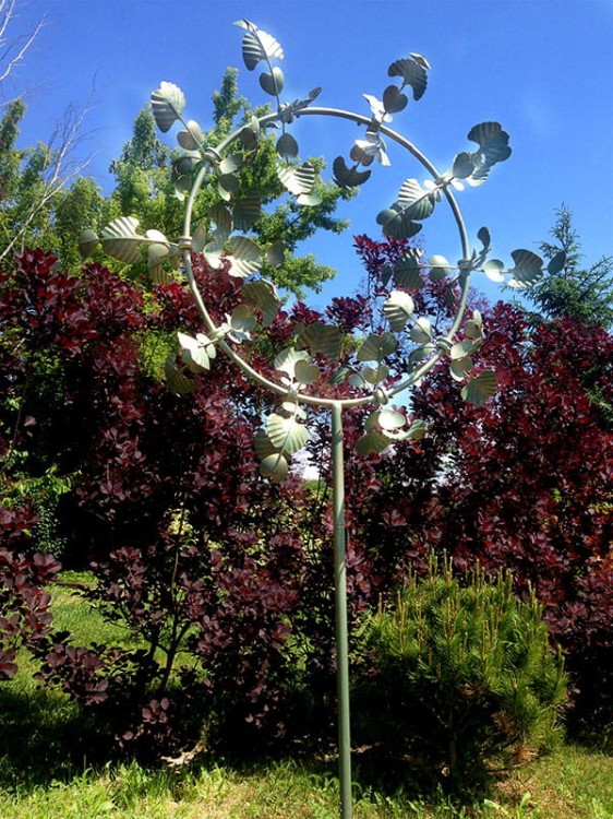 Rzeźba Wiatrowa - Frogmore - SP555