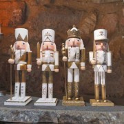 Dziadek do Orzechów duży złoty - 2538007