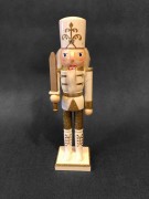 Dziadek do Orzechów duży złoty - 2538007 - nr 1