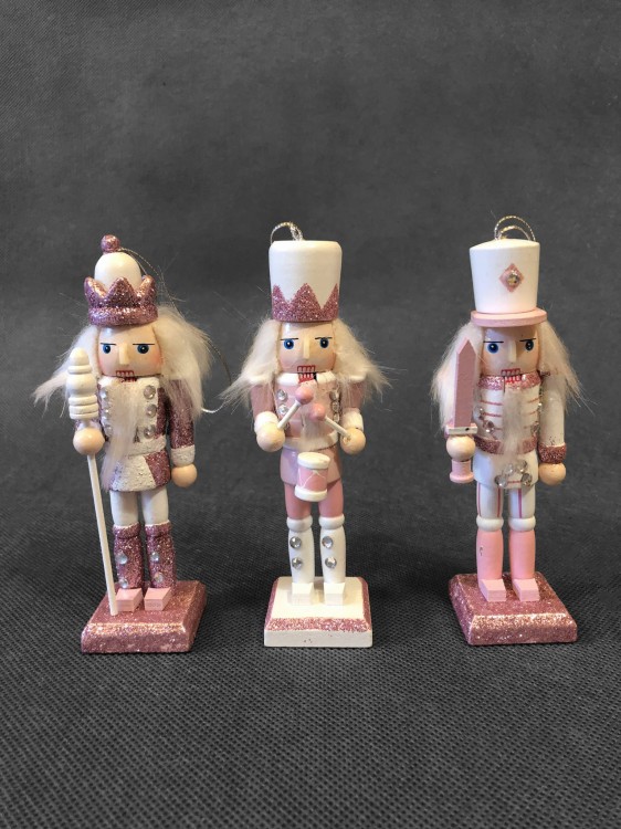 Dziadek do Orzechów przywieszka róż - 2538015