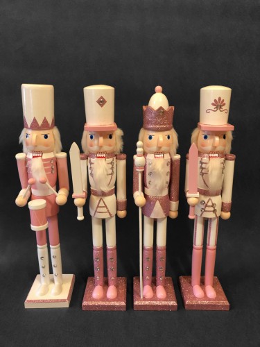 Dziadek do Orzechów XL róż - 2538018