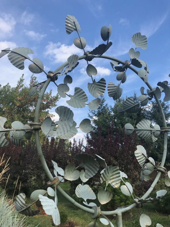 Rzeźba Wiatrowa - Frogmore - SP555