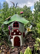 Ozdoba Ogrodowa - Konewkowy Domek - Metaloplastyka - 5030342