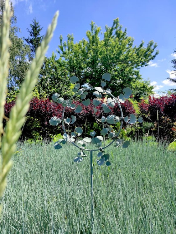 Rzeźba Wiatrowa - Frogmore - SP555