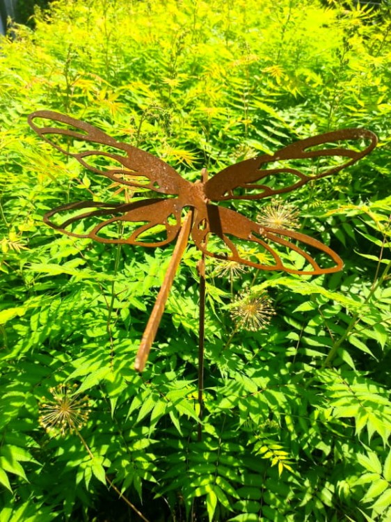 Ozdoba Ogrodowa Rdzą Malowana - Ważka ażurowa