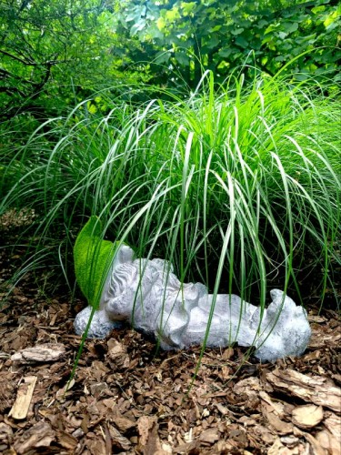 Skrzat Drzemiący – duża figurka ogrodowa 56 cm