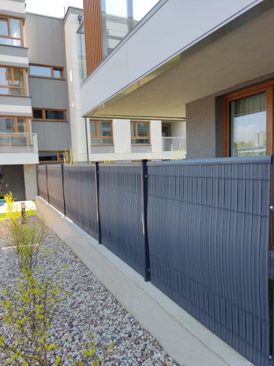 Listwy Pionowe Do Ogrodzeń Panelowych 3D - 152 cm