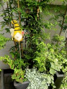 Ozdoba Ogrodowa na Piku - Pszczeli Czarodziej - 5030402