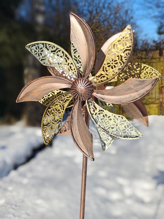 Rzeźba Wiatrowa - Anemon - 5703000 - Rzeźba Kinetyczna, Ozdoba Ogrodowa