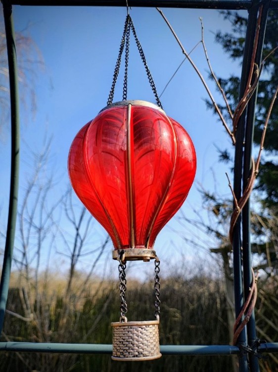Balon Solarny czerwony - ozdoba balkonowa